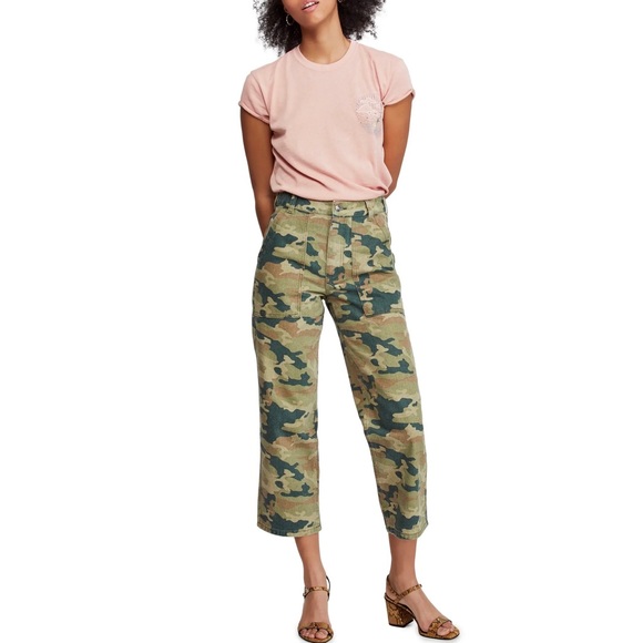 NEW FREE PEOPLE REVOLVE GREEN CAMO CROPPED PANTS - Picture 10 of 11